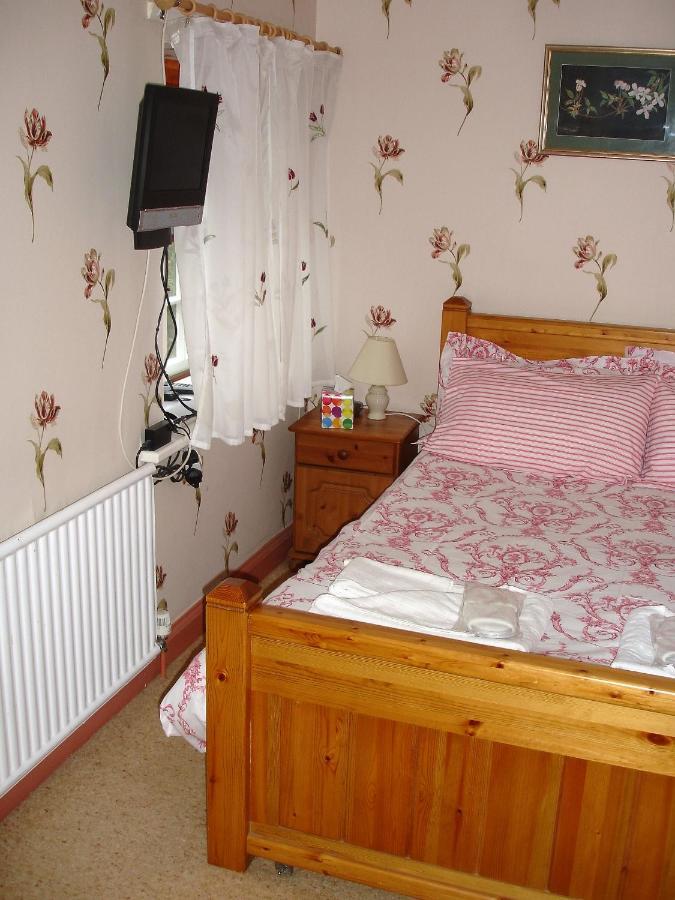 Bed and Breakfast The Clochfaen Llangurig Exterior foto