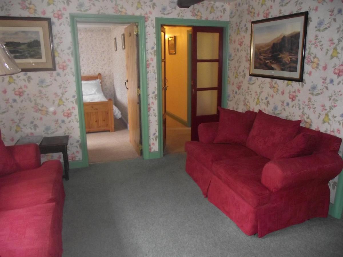 Bed and Breakfast The Clochfaen Llangurig Exterior foto