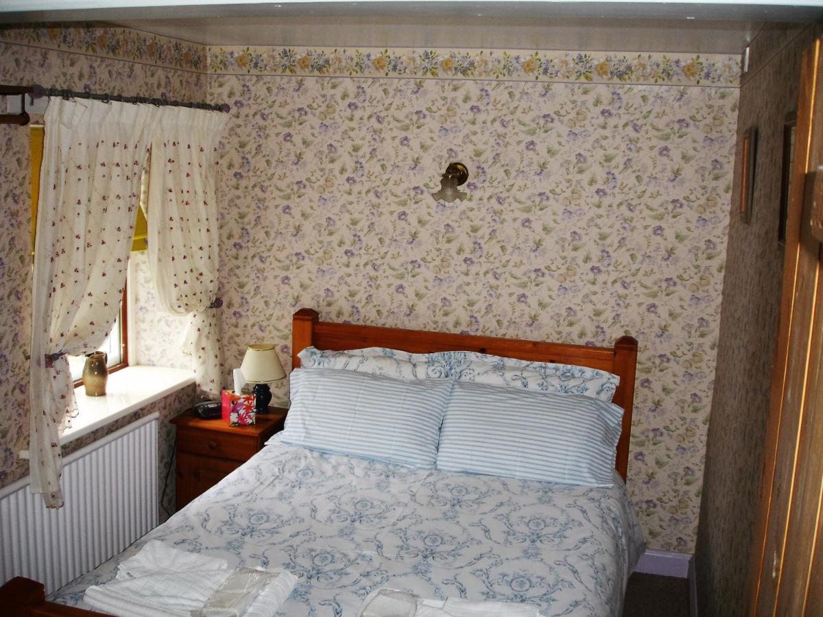 Bed and Breakfast The Clochfaen Llangurig Exterior foto