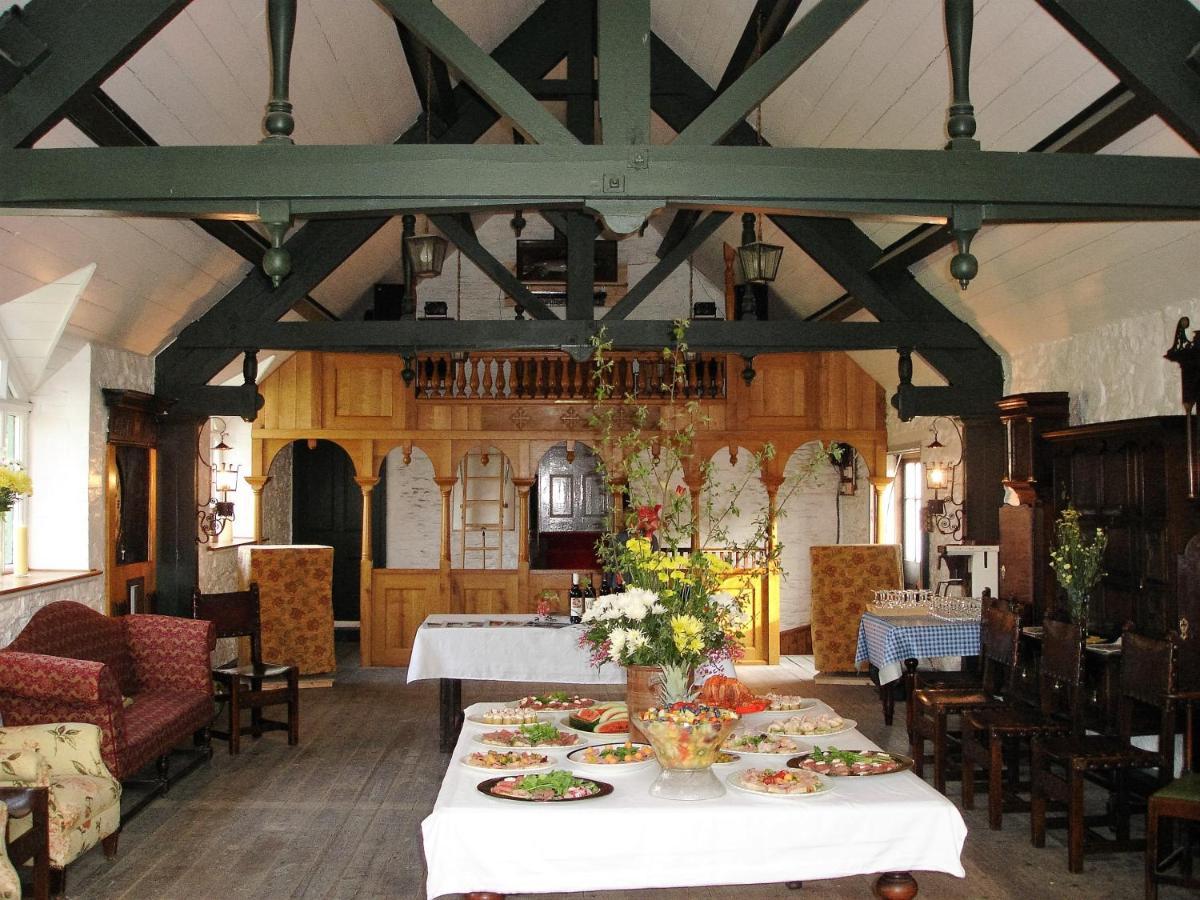Bed and Breakfast The Clochfaen Llangurig Exterior foto