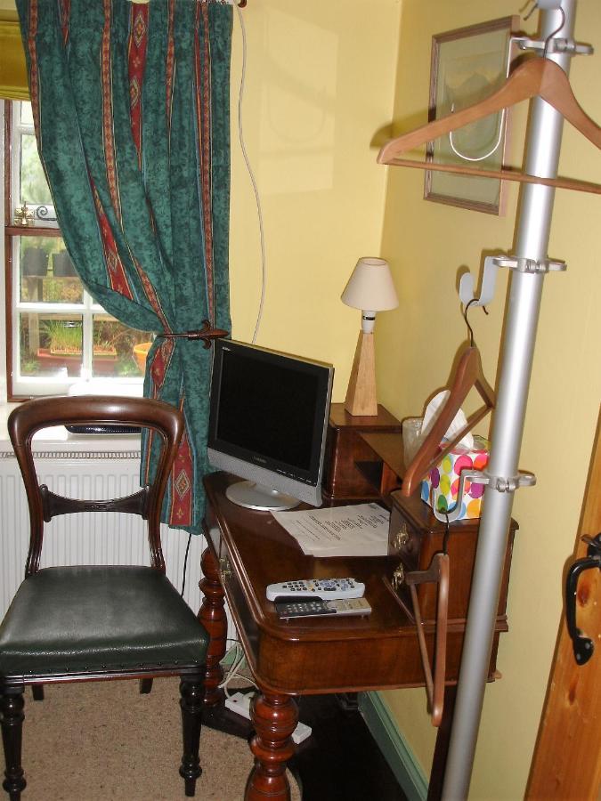 Bed and Breakfast The Clochfaen Llangurig Exterior foto